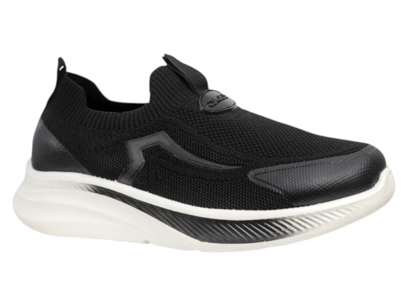 Кросівки QWEST 23.30 41 26,2см  Чорні